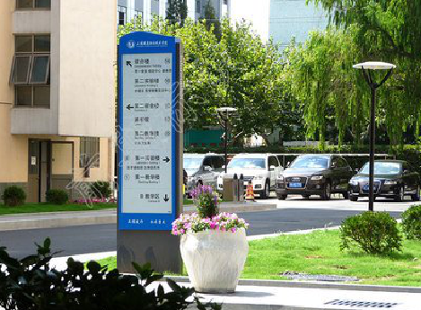 双柏哪些因素影响宣传栏的制作？